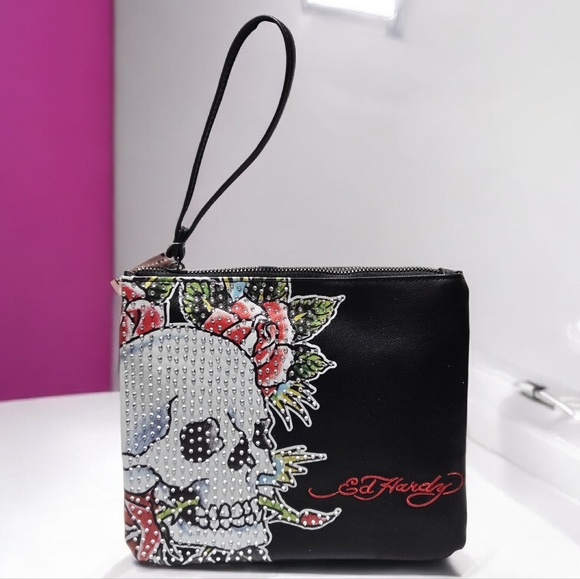 NEW Ed Hardy Black Skull Wristlet With Rhinestones 9"x7' New With Tags - Picture 3 of 6